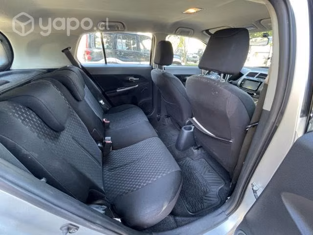 Toyota urban cruiser 2011