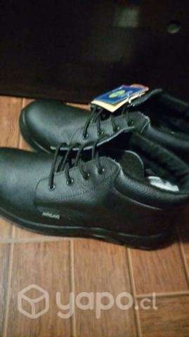 Botas de seguridad y overol - Imagen 3