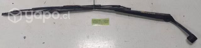 Plumilla Limpia Parabr izq Det (MPA124) Mahindra P