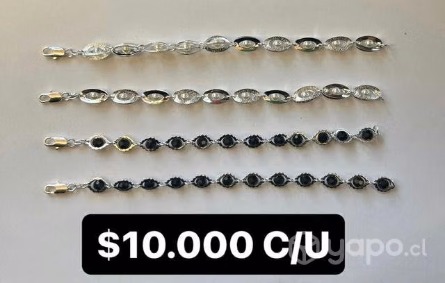 Pulseras de plata