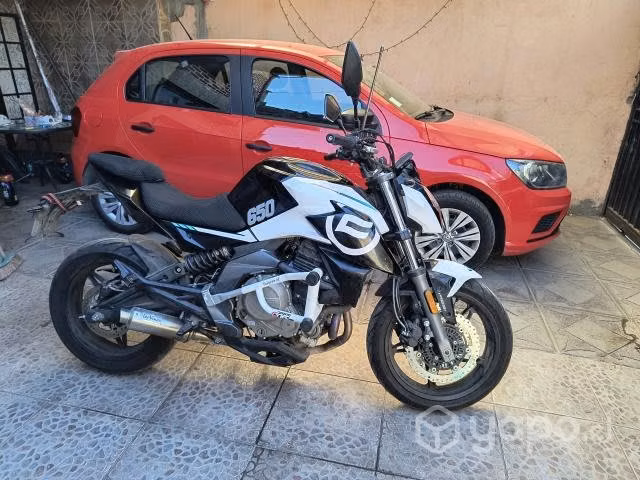 Nk 650 . Cfmoto