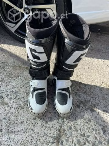 Botas Gaerne SG12