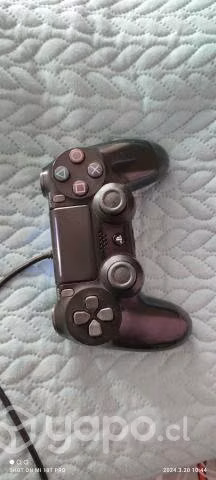 Play station 4 slim