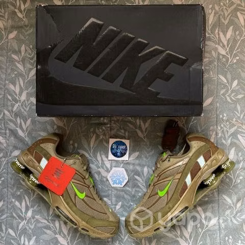 Nike Shox x Supreme