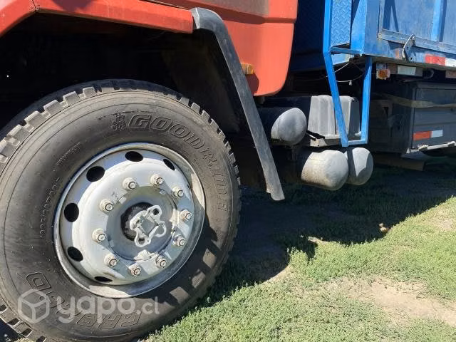 Vendo CAMIÓN FORD CARGO