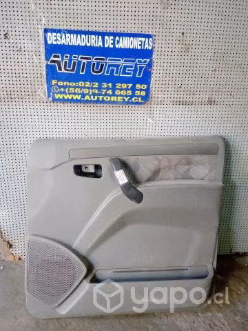 Tapiz puerta delantero derecho mahindra