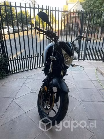 Se vende Moto Pulsar 200ns fi abs