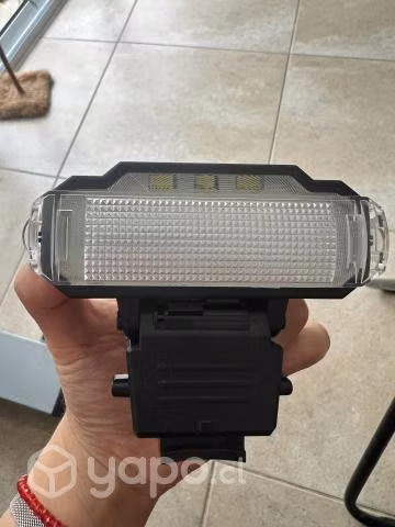 Twin flash
