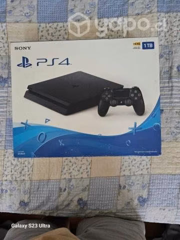Playstation 4 1Tb+ 2 controles + 1 juego