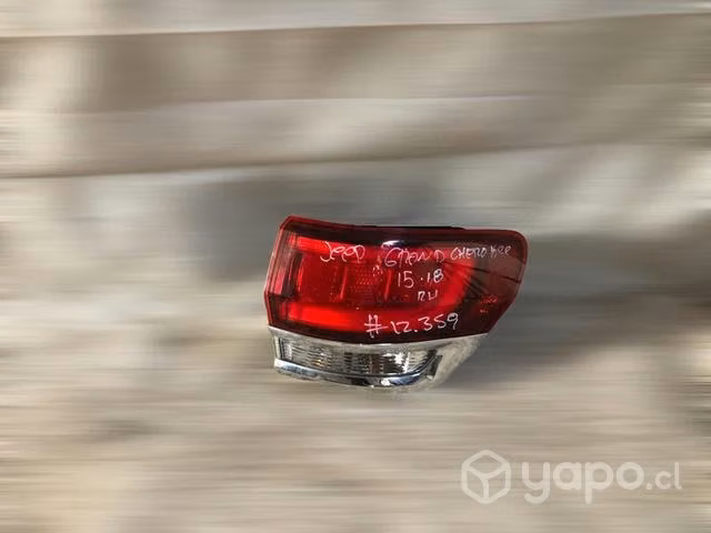 Foco trasero rh jeep Grand Cherokee 2015-2018