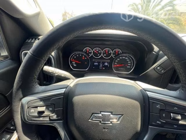 Chevrolet silverado 2021