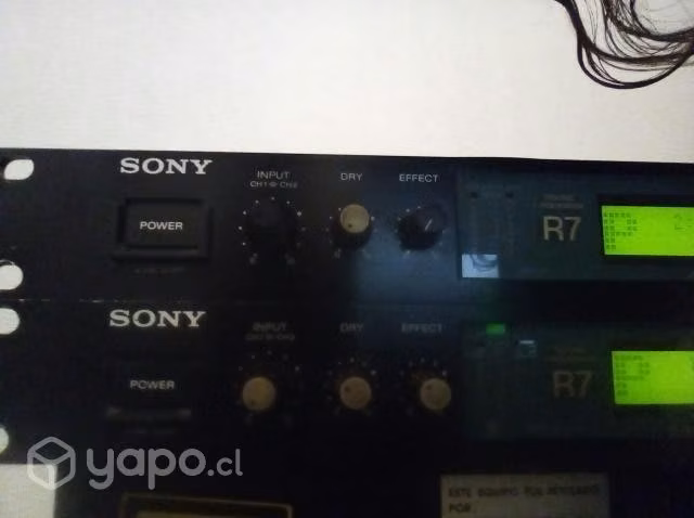 Reverb profesional Sony dps-R7