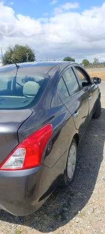 Nissan versa