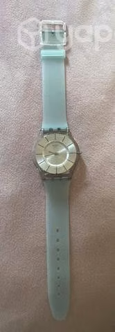 Hermoso y delicado reloj Swatch