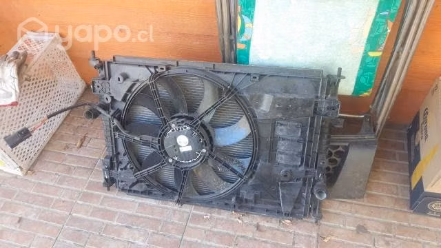 Radiador de agua original peugueot 3008 2024