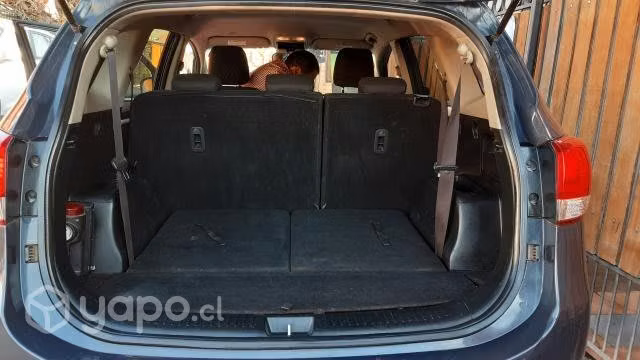 Kia motors carens 2016