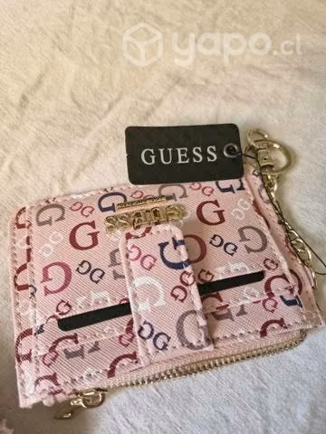 Tarjetero Guess