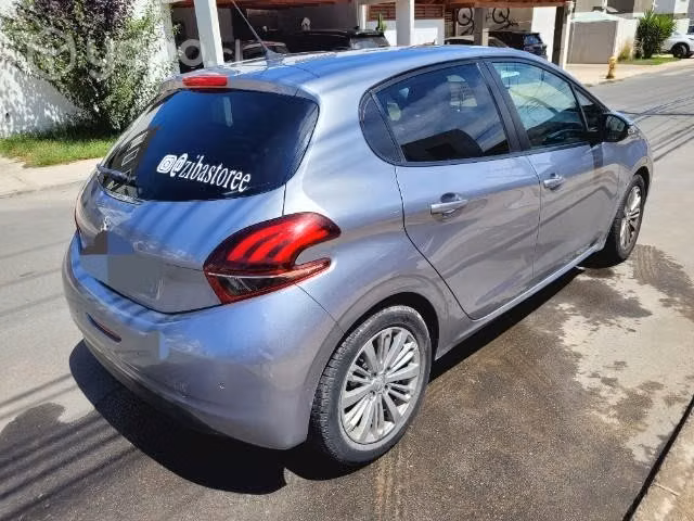 Peugeot 208 signature