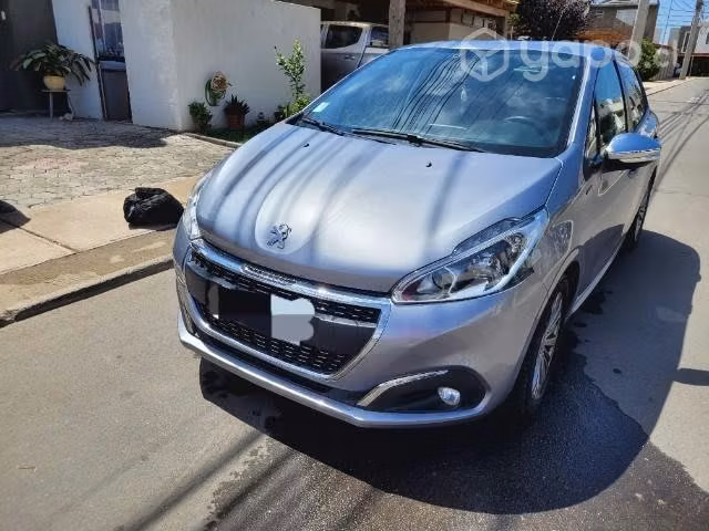 Peugeot 208 signature