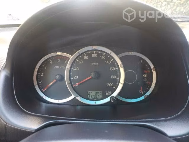 Mitsubishi l200 2014