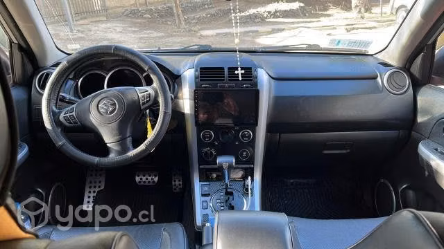 SUZUKI GRAND NOMADE 2015 4x4