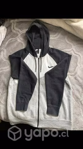 Polerón, Sudadera NIKE tricolor