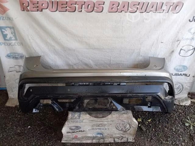 Parachoque trasero chevrolet captiva 22-23 origina