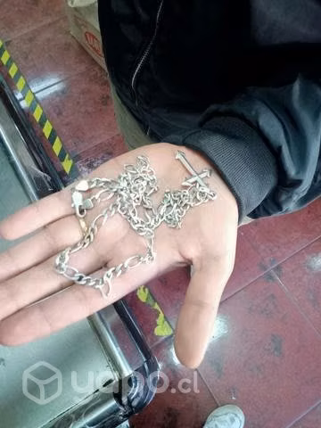 Cadena con cruz - Imagen 2