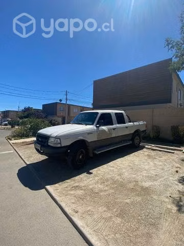 Ford Ranger 2.5 XL CC 4x2 bencinera
