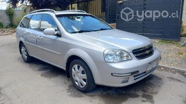Chevrolet Optra XL 2010, 1.6 - Imagen 3