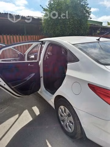 Hyundai accent rb 1.4 full equipo impecable