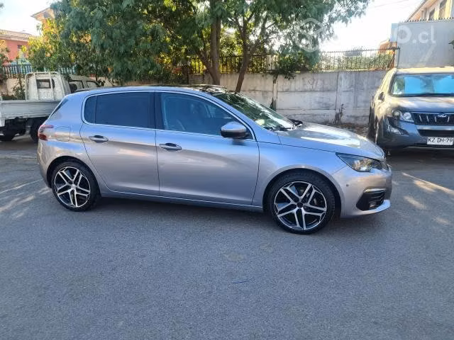 Peugeot 308 feline, con todos sus papeles al día