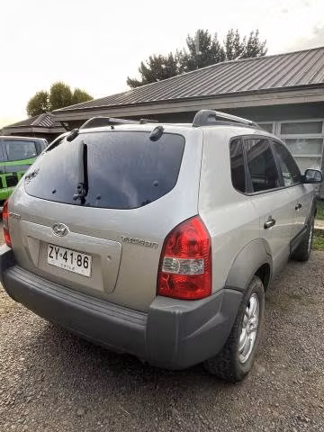 Se vende Hyundai Tucson 2007