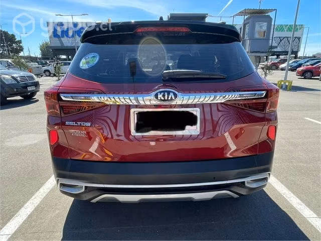 Kia Seltos EX Full MT