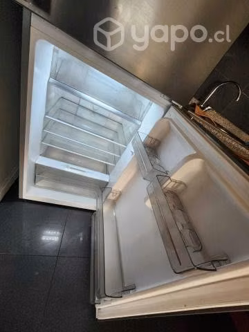 Refrigerador OSTER - Imagen 3