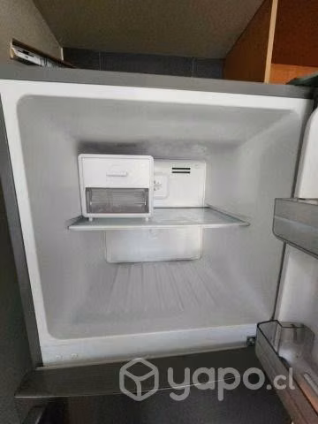 Refrigerador OSTER - Imagen 2