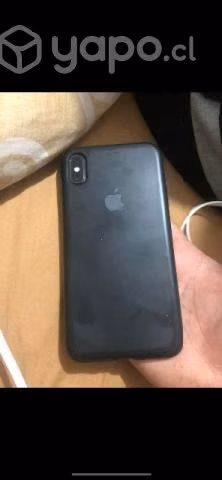 IPhone XS Max de 64 gb único detalle tapa trasera