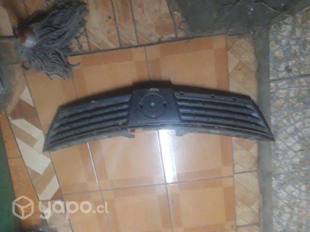 Mascara delantera original nissan tiida 2012 - Imagen 4
