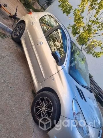 Se vende peugeot 207 - Imagen 4