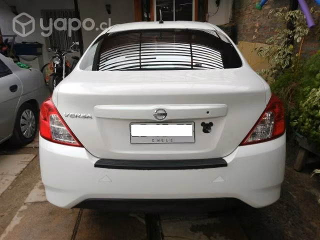 Nissan versa 2019 excelente estado