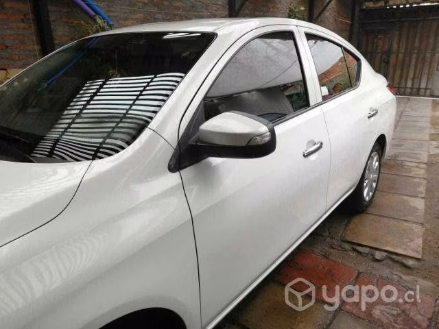 Nissan versa 2019 excelente estado