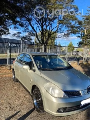 Vendo nissan tiida 2008