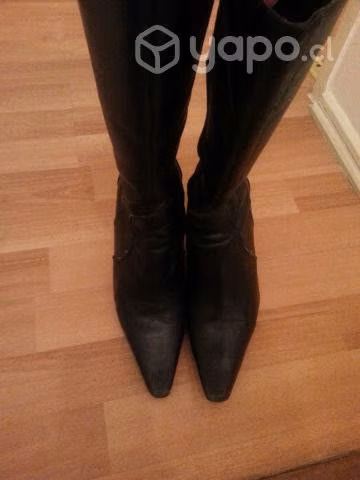 Botas Largas de Cuero Gotta