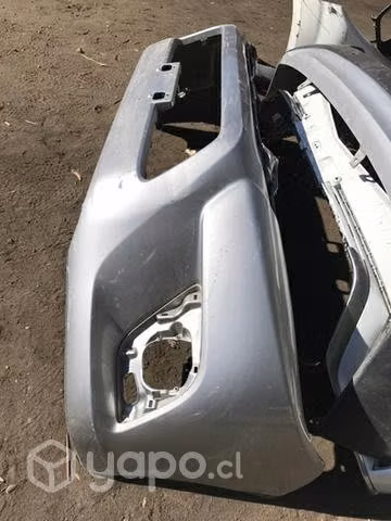 Parachoque Toyota hilux