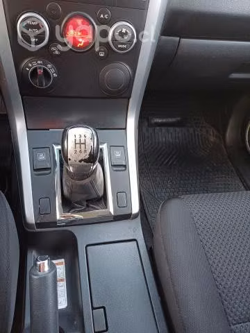 Suzuki grand nomade 2011