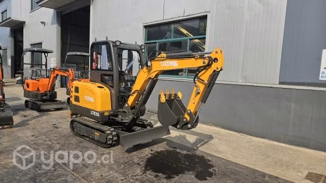 Miniexcavadora 3 ton motor Kubota
