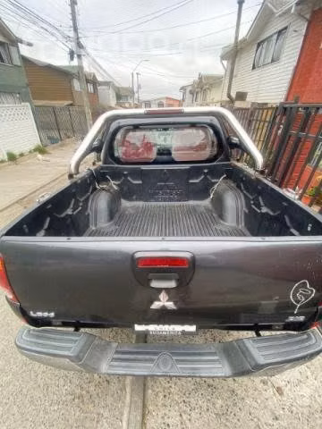 2013 Mitsubishi L200 Diesel 4X2 Work