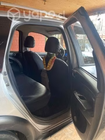 Se vende jeep dongfeng