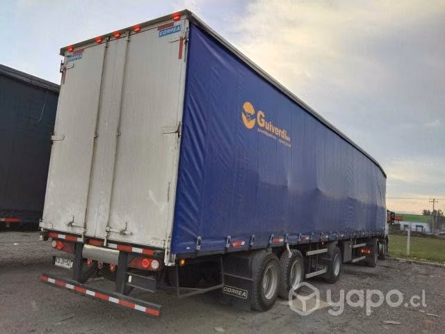 Camion Volvo 370 con Rampla 2021