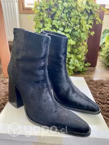 Nuevos botines de piel Locas de Atar